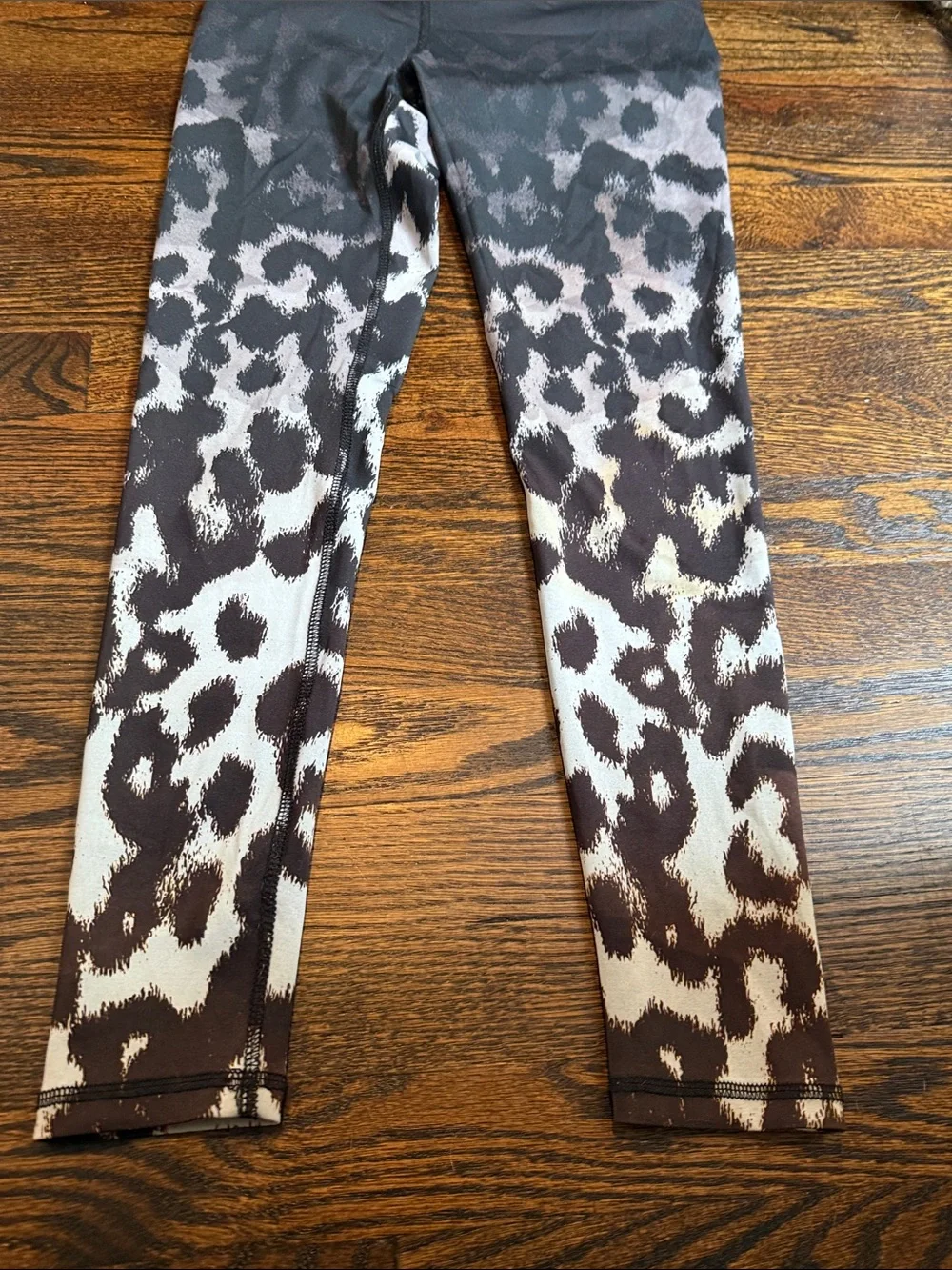 High-Waist Leopard Print Leggings - Black and Cream